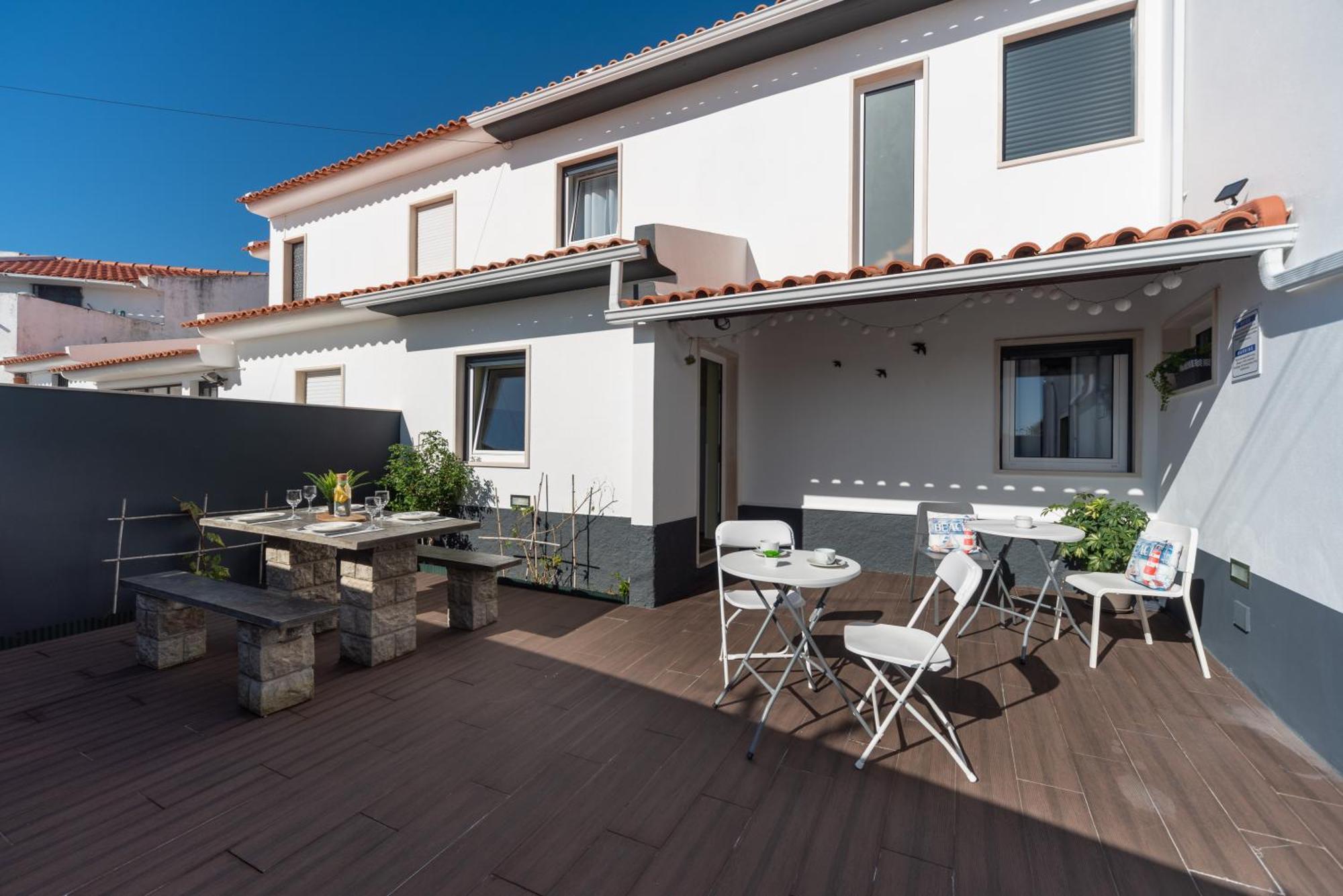 Fika Guest House Nazaré Extérieur photo